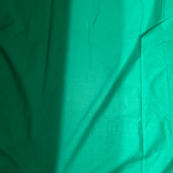 VTG Cotton Green and white square table cloth or cover. No stains or tears. - Picture 4 of 8